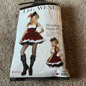 Leg Avenue Sexy Pirate costume